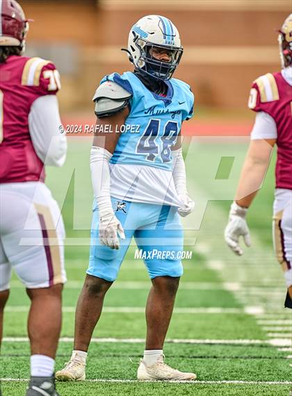 Thumbnail 1 in Summer Creek vs. Kingwood (UIL 6A D2 Football Quarterfinal) photogallery.