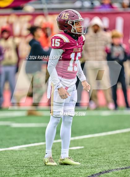 Thumbnail 2 in Summer Creek vs. Kingwood (UIL 6A D2 Football Quarterfinal) photogallery.