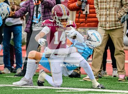 Thumbnail 1 in Summer Creek vs. Kingwood (UIL 6A D2 Football Quarterfinal) photogallery.