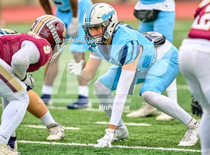 Thumbnail 3 in Summer Creek vs. Kingwood (UIL 6A D2 Football Quarterfinal) photogallery.