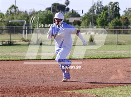 Thumbnail 1 in Burbank @ Monterey Trail photogallery.
