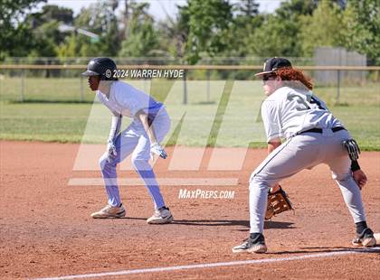 Thumbnail 1 in Burbank @ Monterey Trail photogallery.