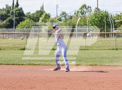 Thumbnail 2 in Burbank @ Monterey Trail photogallery.