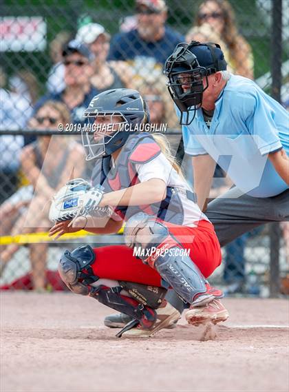Thumbnail 1 in Williamsville East vs. Ballston Spa (NYSPHSAA Class A Final) photogallery.