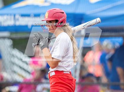 Thumbnail 3 in Williamsville East vs. Ballston Spa (NYSPHSAA Class A Final) photogallery.