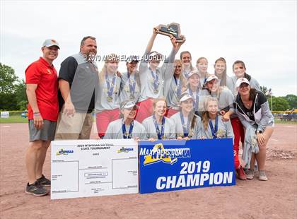 Thumbnail 3 in Williamsville East vs. Ballston Spa (NYSPHSAA Class A Final) photogallery.