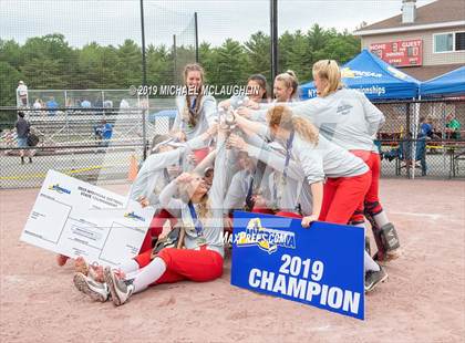 Thumbnail 3 in Williamsville East vs. Ballston Spa (NYSPHSAA Class A Final) photogallery.
