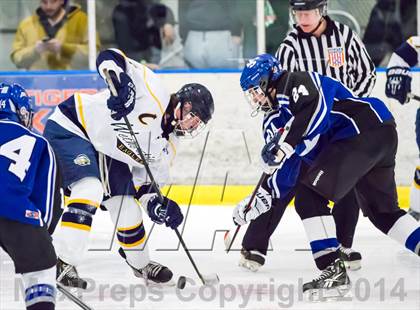 Thumbnail 3 in Hall/Southington @ Wethersfield photogallery.