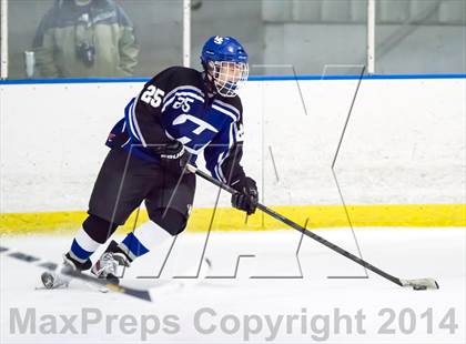 Thumbnail 2 in Hall/Southington @ Wethersfield photogallery.
