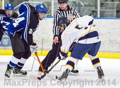 Thumbnail 3 in Hall/Southington @ Wethersfield photogallery.