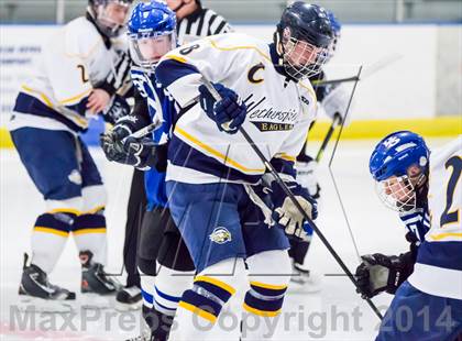 Thumbnail 2 in Hall/Southington @ Wethersfield photogallery.