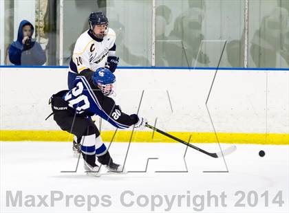 Thumbnail 2 in Hall/Southington @ Wethersfield photogallery.
