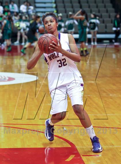 Thumbnail 2 in Ridgeview vs. Garces (CIF CS D2 Final) photogallery.