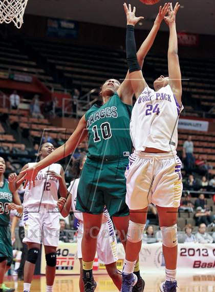Thumbnail 3 in Ridgeview vs. Garces (CIF CS D2 Final) photogallery.