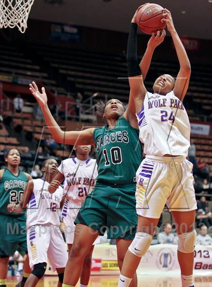 Thumbnail 2 in Ridgeview vs. Garces (CIF CS D2 Final) photogallery.