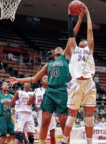 Thumbnail 1 in Ridgeview vs. Garces (CIF CS D2 Final) photogallery.