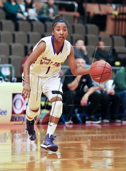 Thumbnail 1 in Ridgeview vs. Garces (CIF CS D2 Final) photogallery.