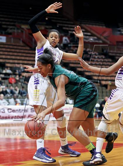 Thumbnail 2 in Ridgeview vs. Garces (CIF CS D2 Final) photogallery.