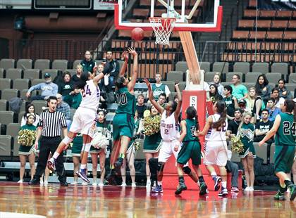Thumbnail 2 in Ridgeview vs. Garces (CIF CS D2 Final) photogallery.