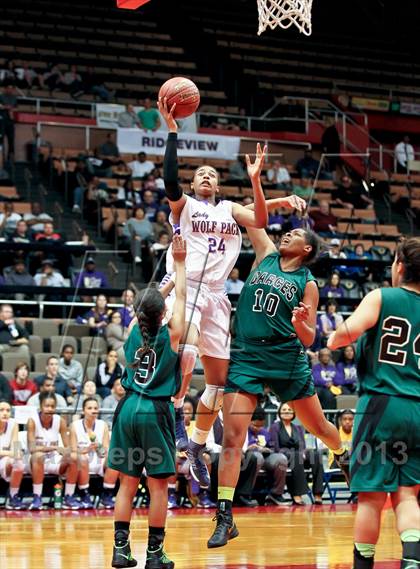 Thumbnail 1 in Ridgeview vs. Garces (CIF CS D2 Final) photogallery.