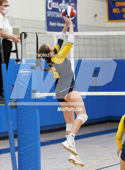 Thumbnail 3 in Woodstock Academy @ Lyman Memorial photogallery.