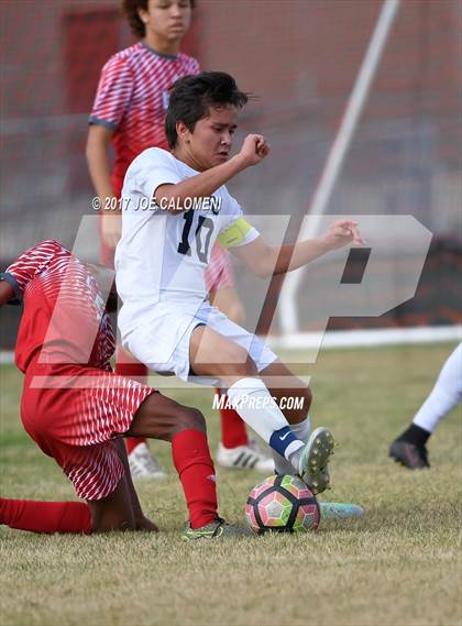 Thumbnail 3 in Central Catholic vs Lee (NEISD Tournament) photogallery.