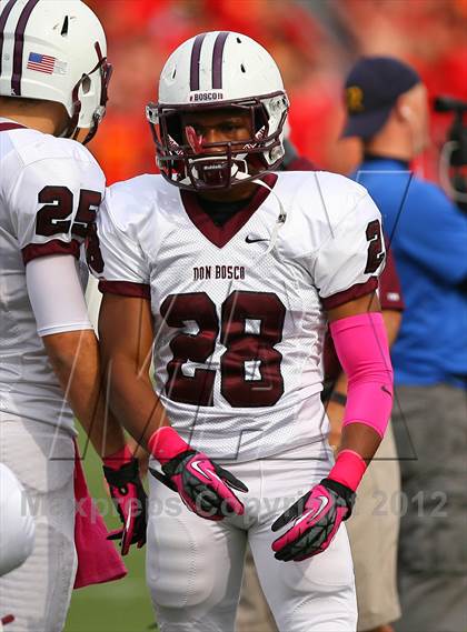 Thumbnail 3 in Bergen Catholic vs. Don Bosco Prep photogallery.