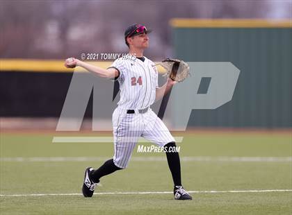 Thumbnail 1 in West vs Decatur (Lloyd Burton Memorial) photogallery.