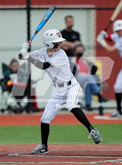 Thumbnail 2 in West vs Decatur (Lloyd Burton Memorial) photogallery.