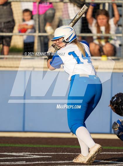 Thumbnail 1 in Van Alstyne vs Venus (UIL 4A Regional Quarterfinal Playoff) photogallery.