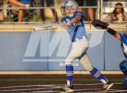 Thumbnail 2 in Van Alstyne vs Venus (UIL 4A Regional Quarterfinal Playoff) photogallery.