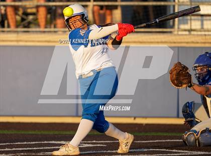 Thumbnail 3 in Van Alstyne vs Venus (UIL 4A Regional Quarterfinal Playoff) photogallery.