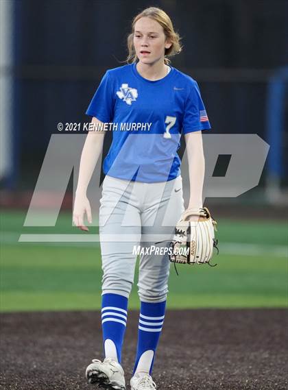 Thumbnail 1 in Van Alstyne vs Venus (UIL 4A Regional Quarterfinal Playoff) photogallery.