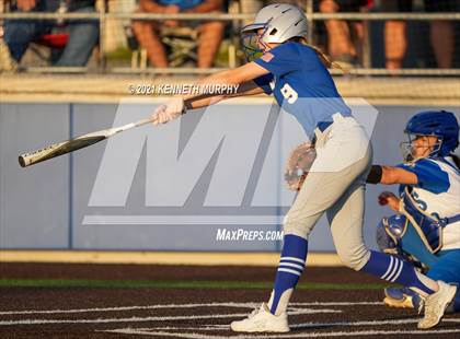 Thumbnail 1 in Van Alstyne vs Venus (UIL 4A Regional Quarterfinal Playoff) photogallery.