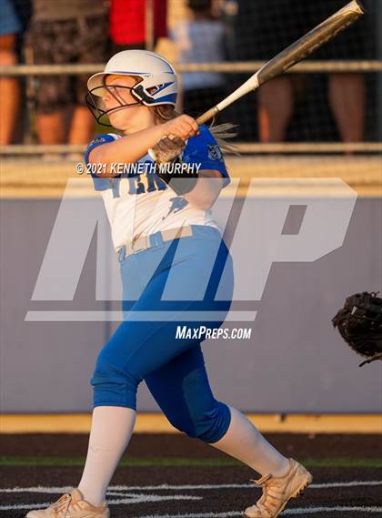 Thumbnail 1 in Van Alstyne vs Venus (UIL 4A Regional Quarterfinal Playoff) photogallery.