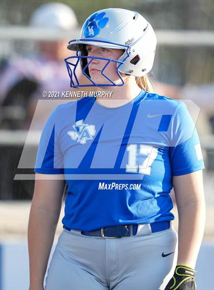 Thumbnail 1 in Van Alstyne vs Venus (UIL 4A Regional Quarterfinal Playoff) photogallery.