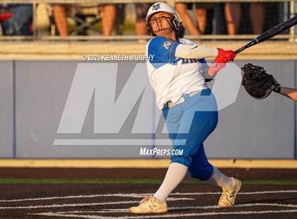 Thumbnail 1 in Van Alstyne vs Venus (UIL 4A Regional Quarterfinal Playoff) photogallery.