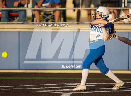 Thumbnail 1 in Van Alstyne vs Venus (UIL 4A Regional Quarterfinal Playoff) photogallery.