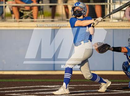 Thumbnail 1 in Van Alstyne vs Venus (UIL 4A Regional Quarterfinal Playoff) photogallery.