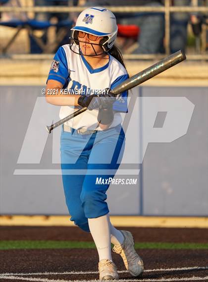Thumbnail 2 in Van Alstyne vs Venus (UIL 4A Regional Quarterfinal Playoff) photogallery.