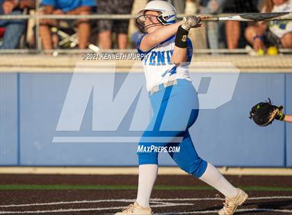 Thumbnail 2 in Van Alstyne vs Venus (UIL 4A Regional Quarterfinal Playoff) photogallery.