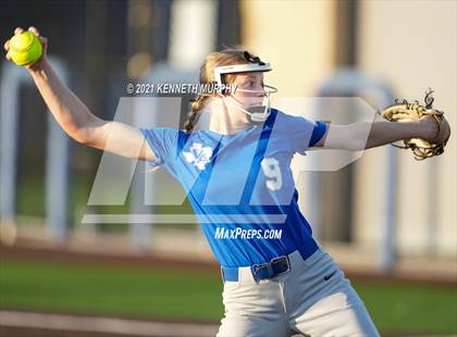 Thumbnail 3 in Van Alstyne vs Venus (UIL 4A Regional Quarterfinal Playoff) photogallery.