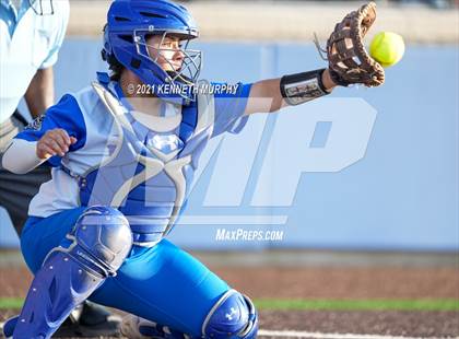 Thumbnail 1 in Van Alstyne vs Venus (UIL 4A Regional Quarterfinal Playoff) photogallery.