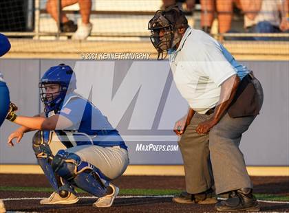 Thumbnail 1 in Van Alstyne vs Venus (UIL 4A Regional Quarterfinal Playoff) photogallery.