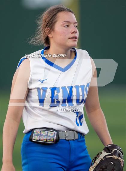 Thumbnail 3 in Van Alstyne vs Venus (UIL 4A Regional Quarterfinal Playoff) photogallery.