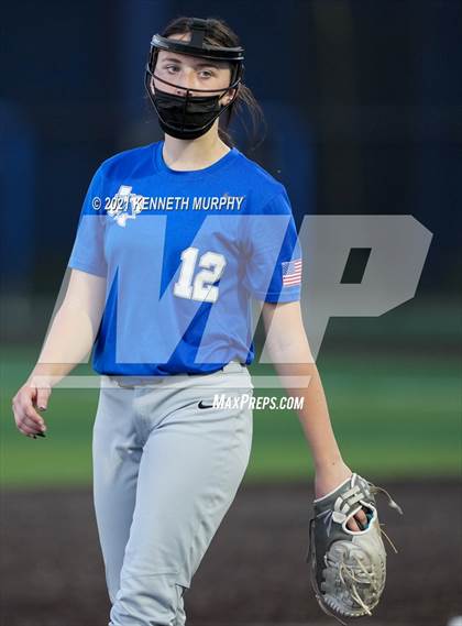 Thumbnail 2 in Van Alstyne vs Venus (UIL 4A Regional Quarterfinal Playoff) photogallery.