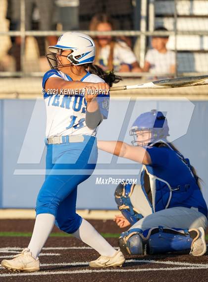 Thumbnail 2 in Van Alstyne vs Venus (UIL 4A Regional Quarterfinal Playoff) photogallery.