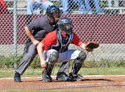 Thumbnail 3 in Gainesville vs. Dodd City (Bells Tournament) photogallery.