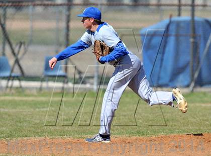 Thumbnail 3 in Gainesville vs. Dodd City (Bells Tournament) photogallery.