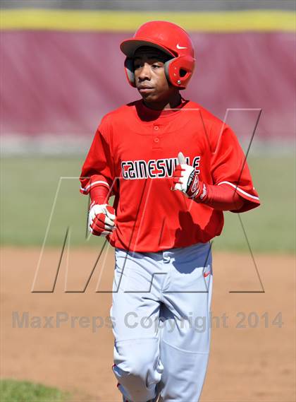 Thumbnail 3 in Gainesville vs. Dodd City (Bells Tournament) photogallery.